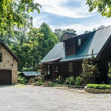 Cozy 2 Bedroom Cabin Nestled In Wooded Hideaway 蒙特雷 外观 照片